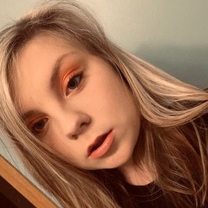 Meet your Posher, Olivid